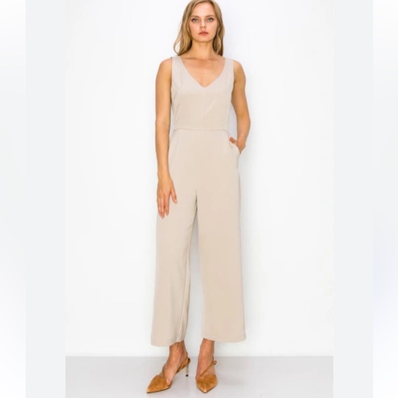 MELLODAY V-Neck Jumpsuit - Picture 3 of 13